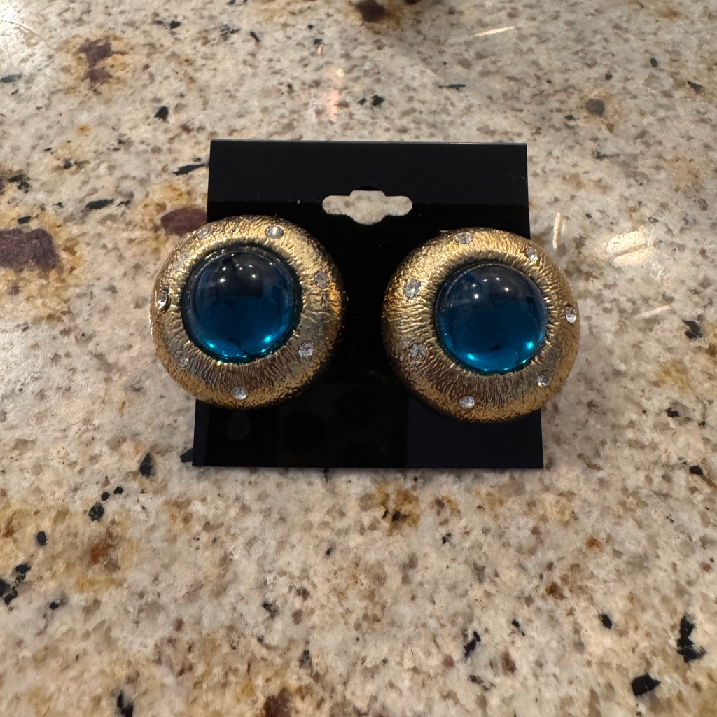 Vintage 80s Two Sisters Turquoise Lucite Mogul Clip Earrings